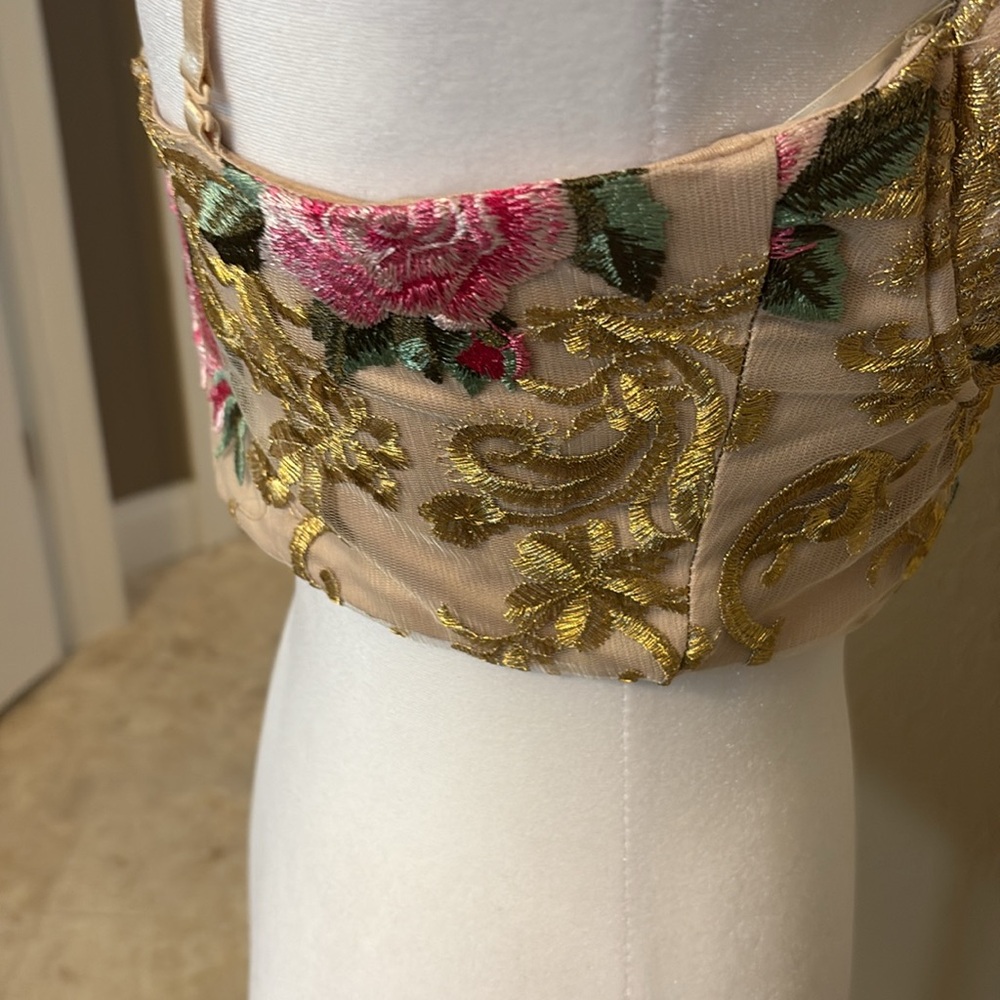 Blithe Los Angeles Floral Embroidered Bustier Top, Size Medium - Picture 4 of 9